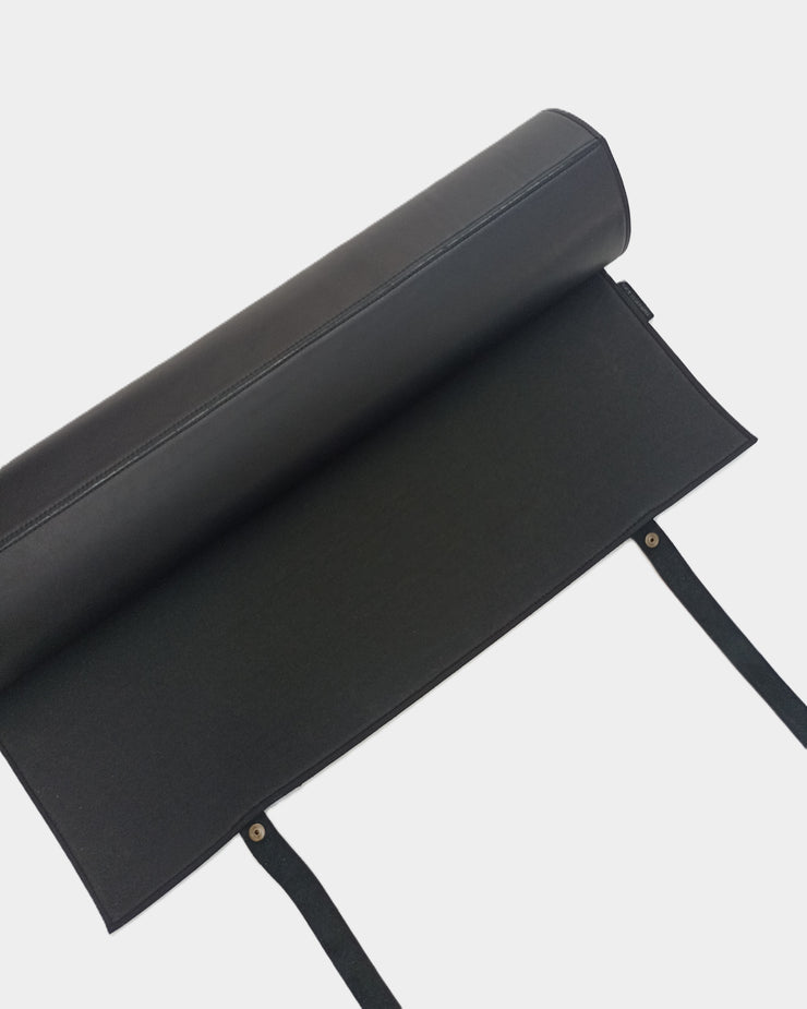 Yogamatte schwarzes Rindleder + Zellkautschuk